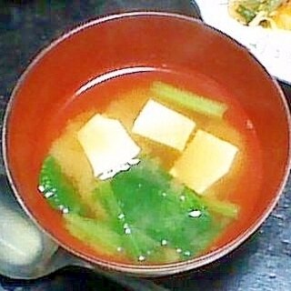 小松菜と豆腐の液体みそ味噌汁